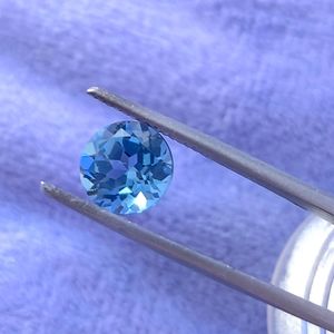 Brilliant 2ct., 8 mm Round Cut Swiss Blue Topaz VVS